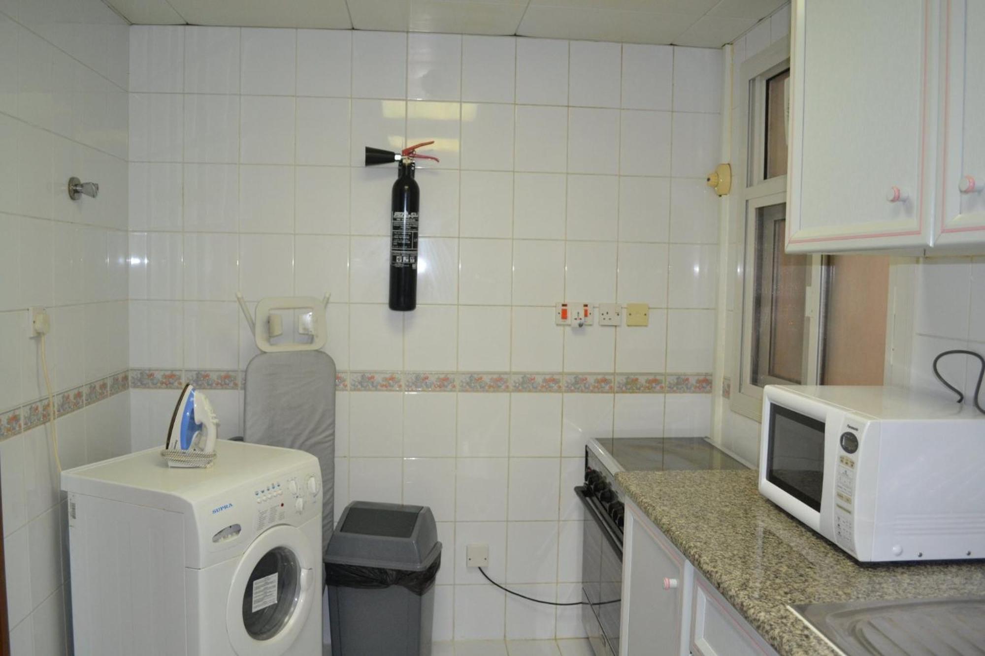 Abu Dhabi Plaza Hotel Apartments ภายนอก รูปภาพ