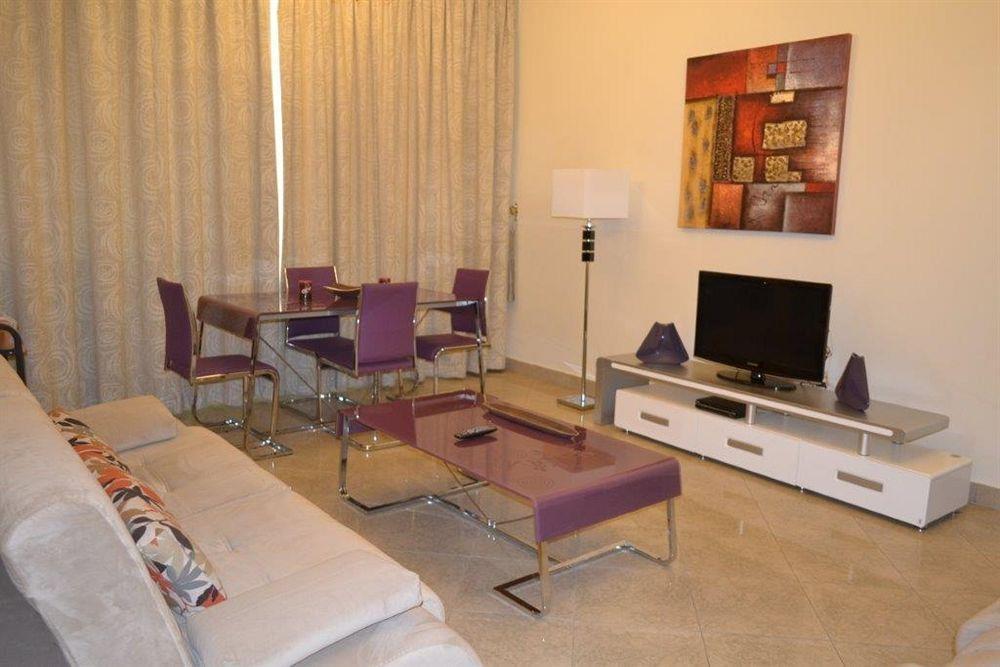 Abu Dhabi Plaza Hotel Apartments ภายนอก รูปภาพ
